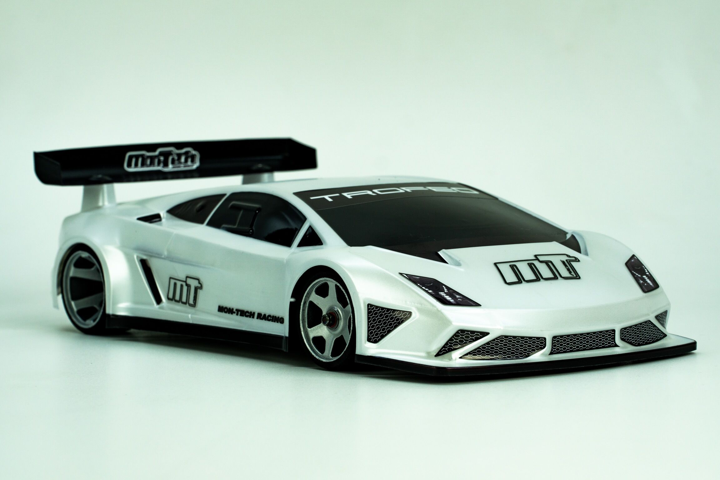 Mon-Tech Trofeo 1:12 GT Body
