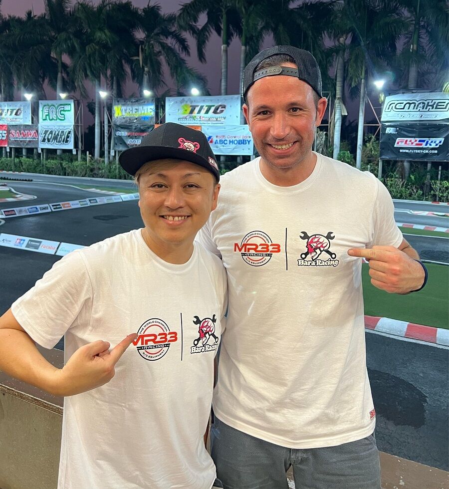 HARA Racing & MR33 Team T-Shirt by 33Graphix - Weiß