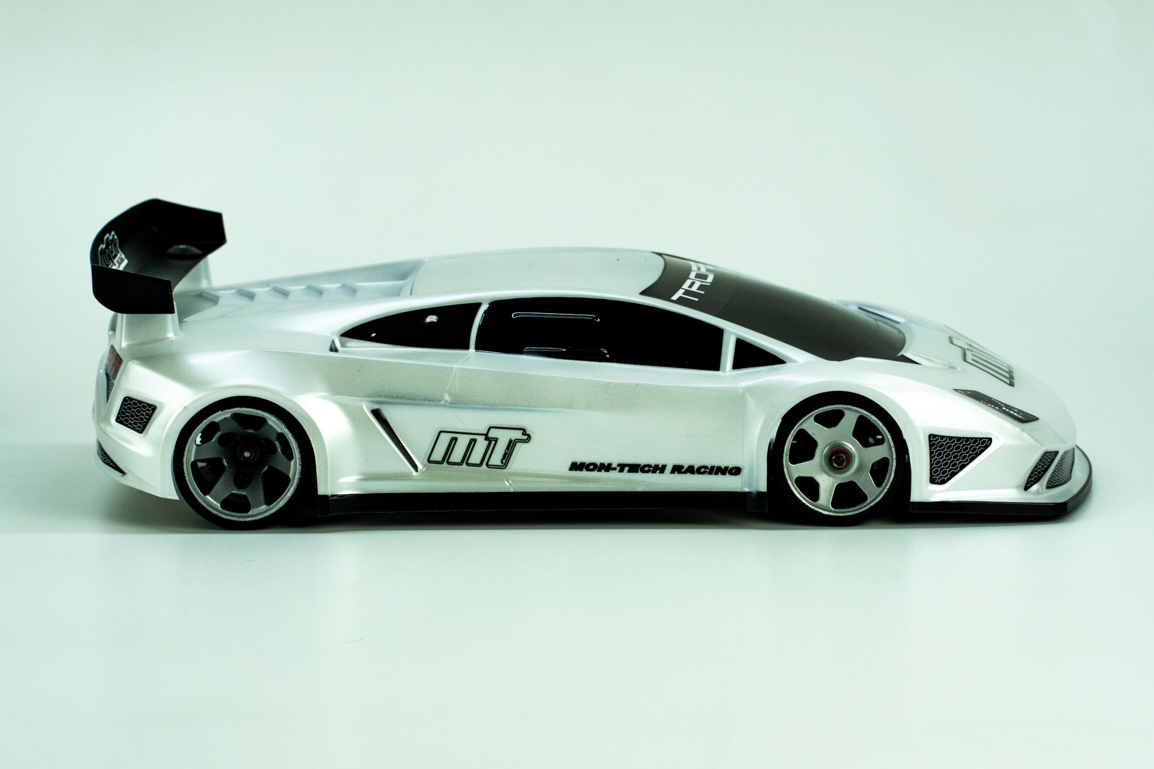 Mon-Tech Trofeo 1:12 GT Body "La Leggera"