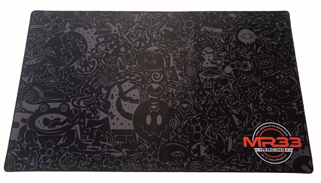 MR33 SIGNATURE Pit Mat Tischunterlage by 33Graphix 1000 x 600mm